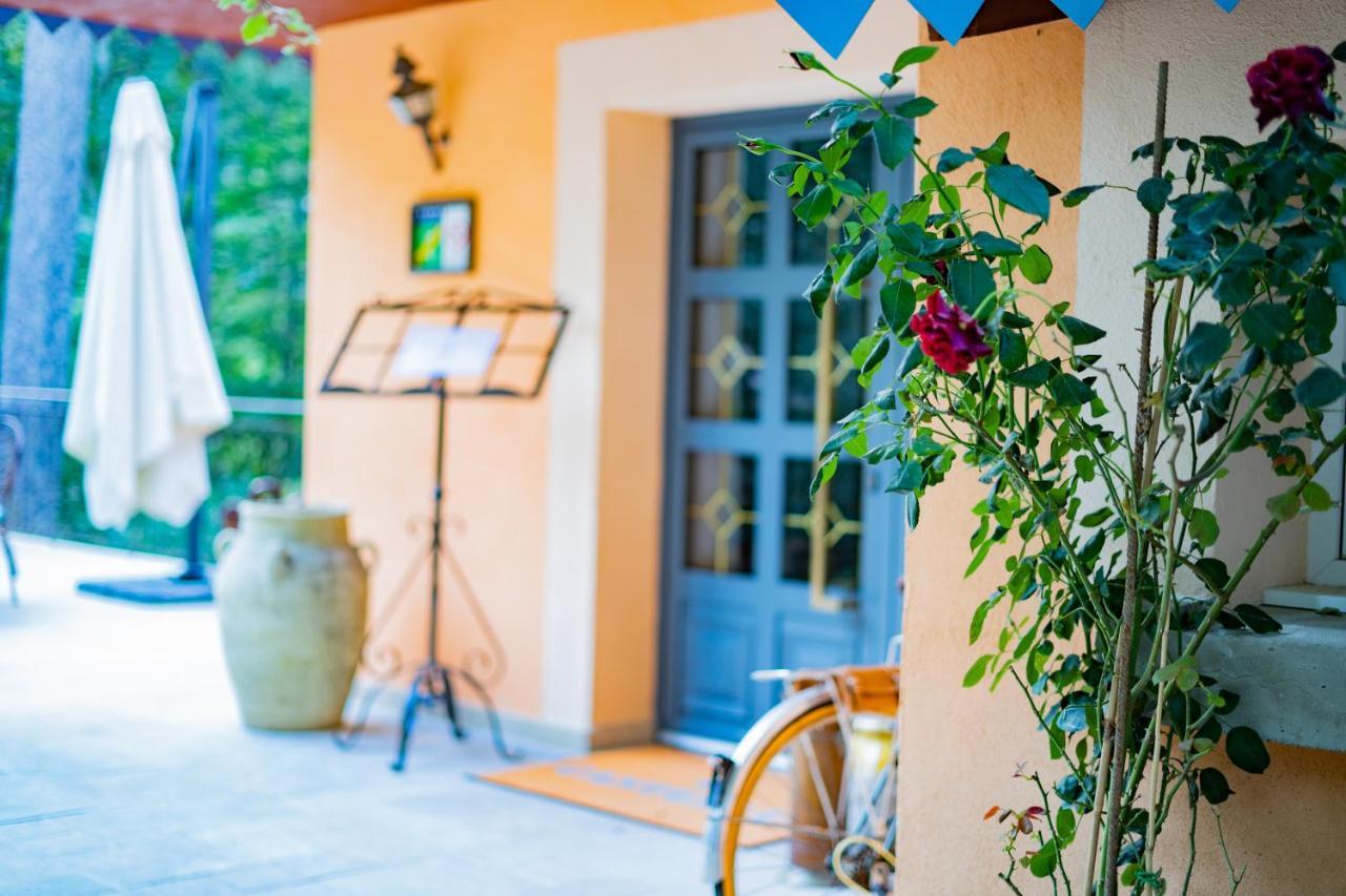 Hotel Restaurant U Castellu Визавона Экстерьер фото