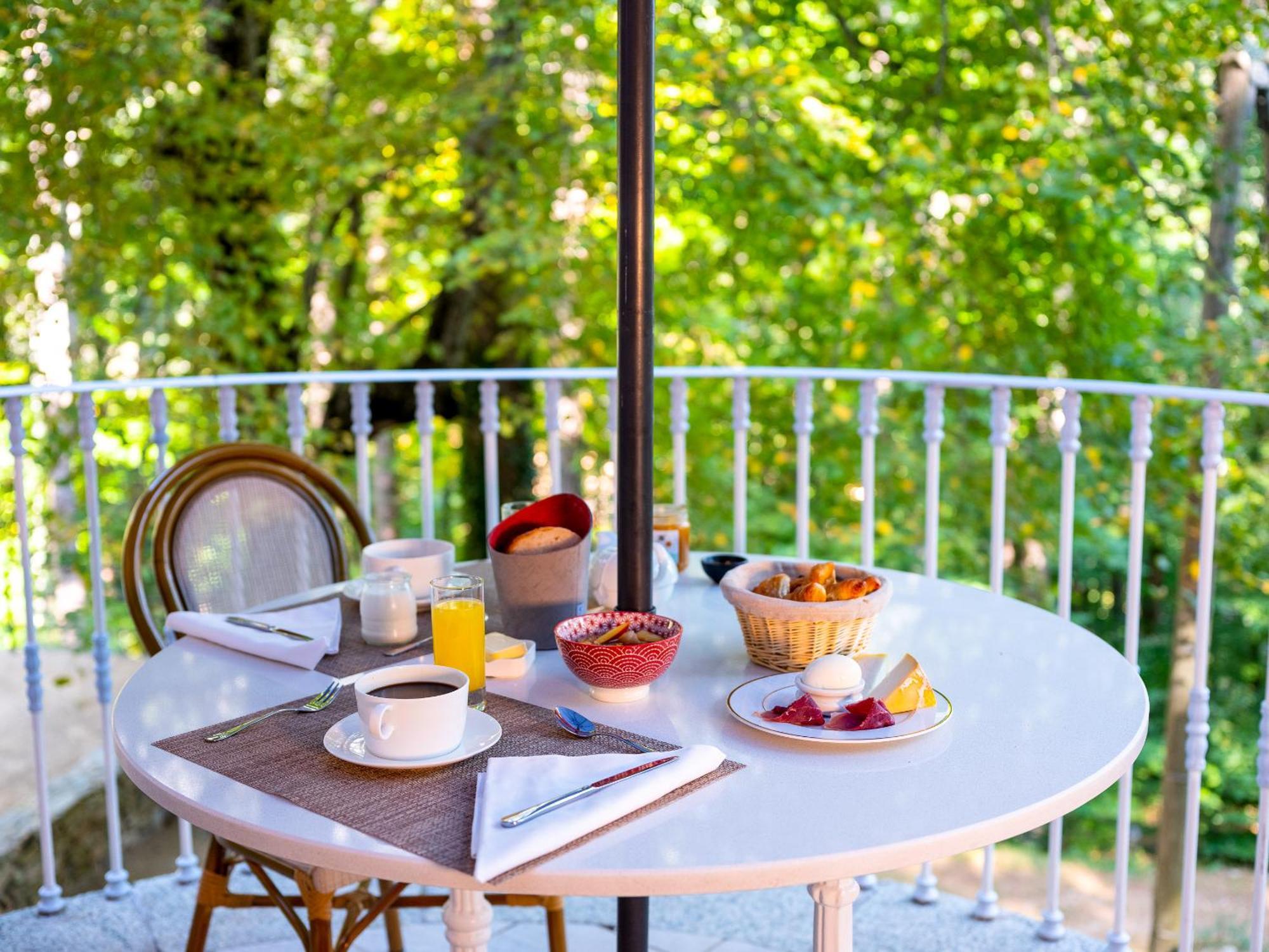Hotel Restaurant U Castellu Визавона Экстерьер фото