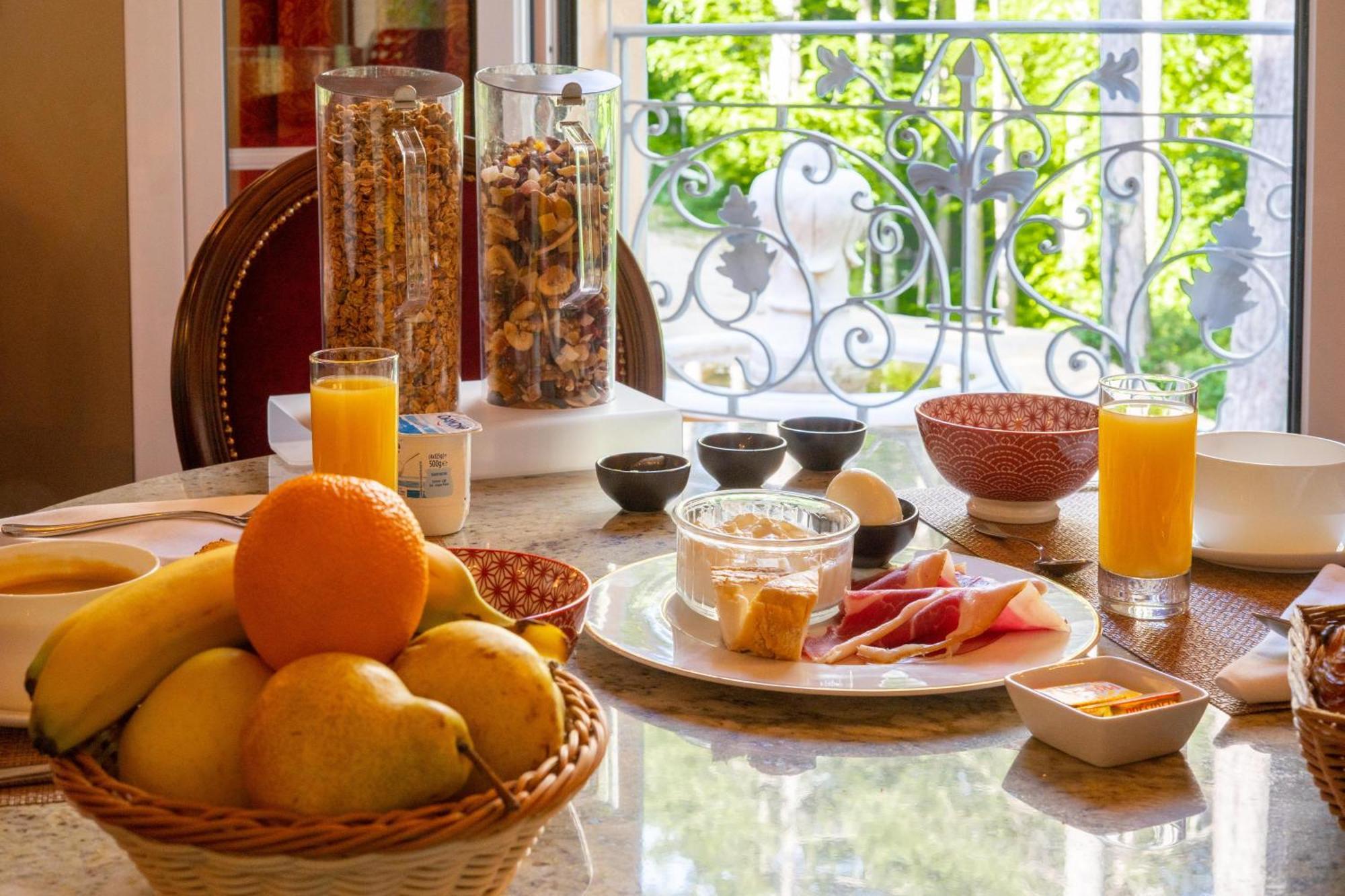 Hotel Restaurant U Castellu Визавона Экстерьер фото